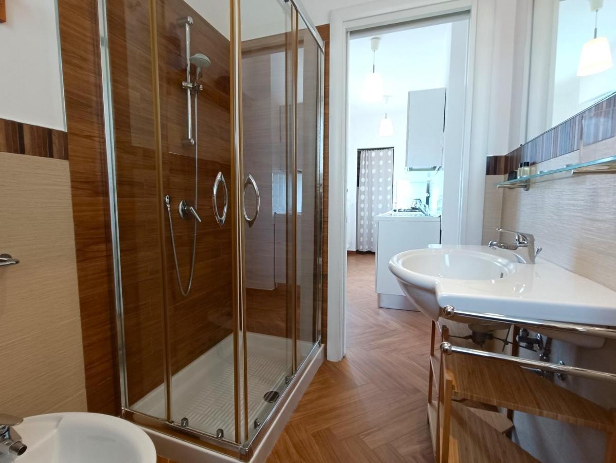 Good Vibes Apartment Bari Esterno foto