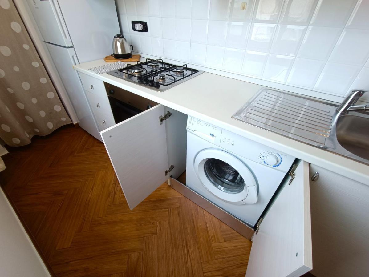 Good Vibes Apartment Bari Esterno foto